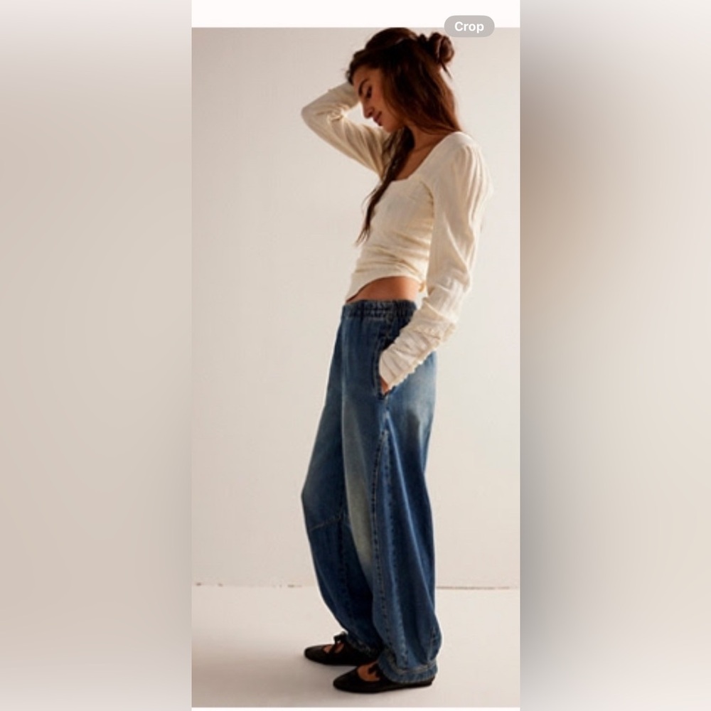 We The Free Oslo pull on jeans. Color is Glory Days